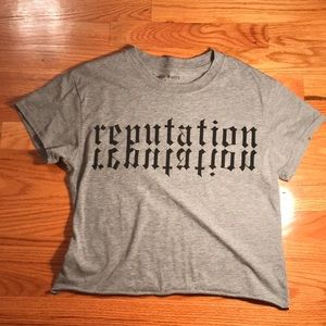 Taylor Swift Reputation cropped shirt!!!